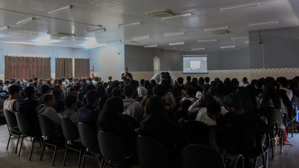 auditorio-fala-1-minuto-pelo-clima